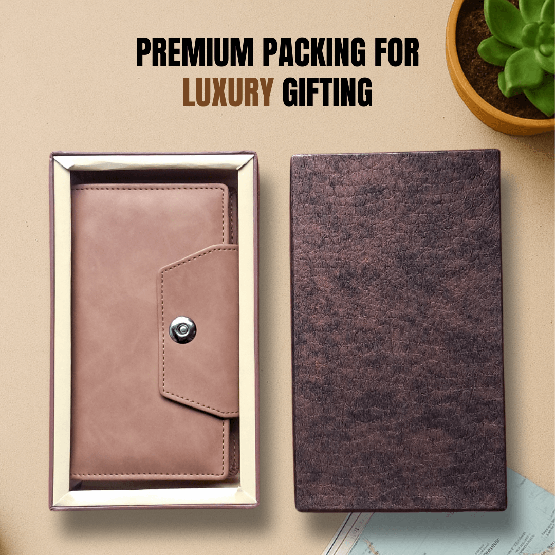 The Quest Premium Leather Travel Wallet (18x10x4 cm)