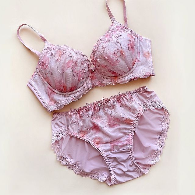 Combo Of 8 Bra & panties Set