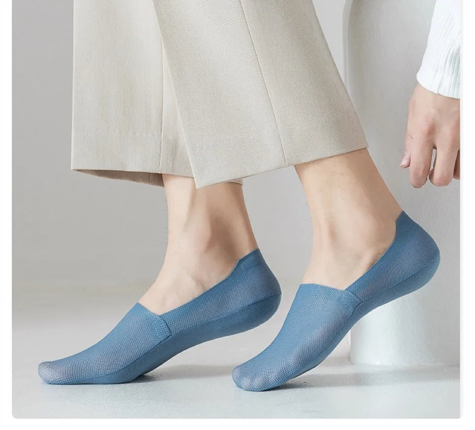 Ultra-Light Breathable Crew Socks