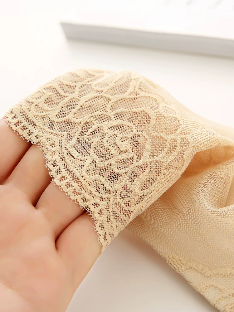 Rosemist Lace Ankle Socks