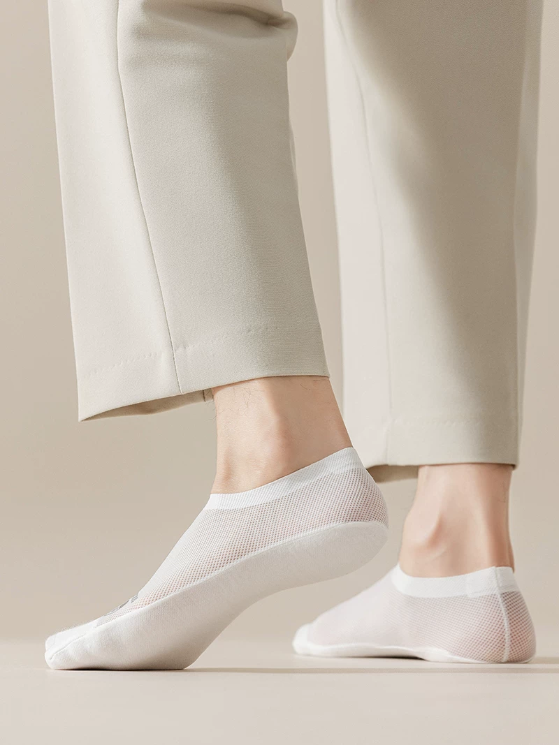 WinkFlex AirLite Socks: Sweat-Free Fit, Hidden Comfort Grip